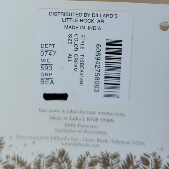 Trimsetter Christmas Tree Skirt for Dillard's. 60" Round Hand Beaded New - Picture 4 of 10